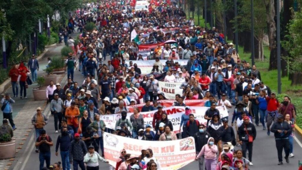 Mexican teachers end strike after 20 days