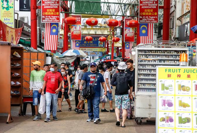 Economists Say Growing Government Pension Costs Are Putting Malaysia’s Economy At Risk