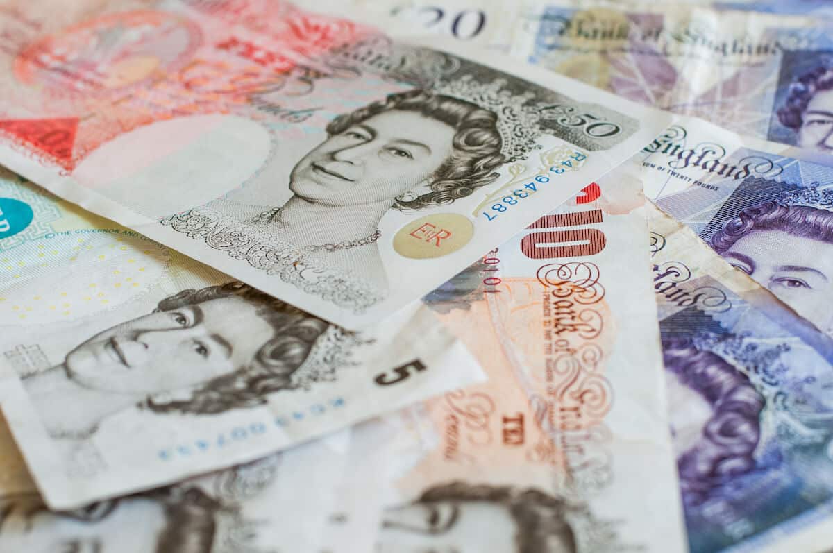 UK. Income tax blow for retirees who delayed state pension