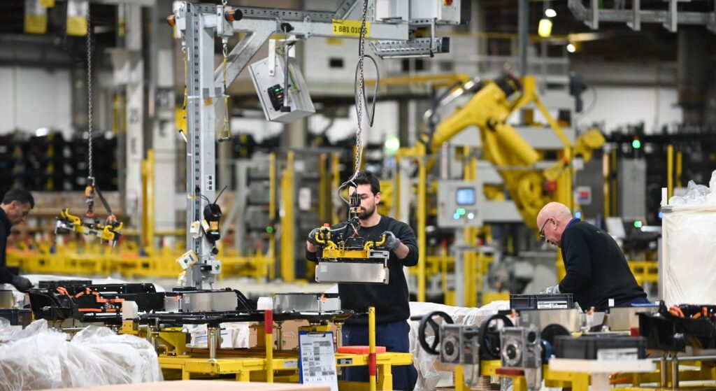 Portugal considers automatic workplace pensions to boost retirement income