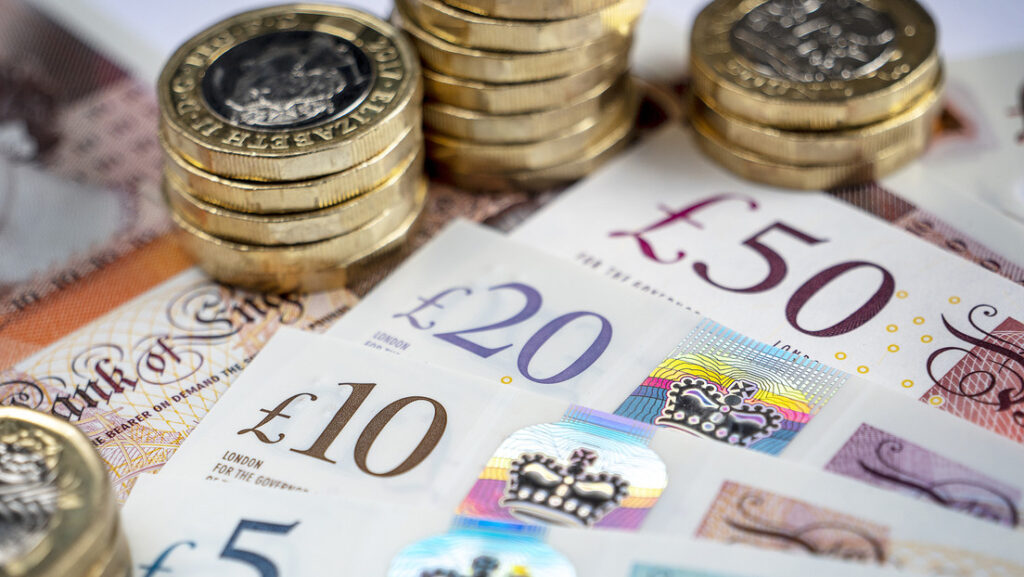 UK. Why civil service pensions have been delayed as backlog still over 30,000