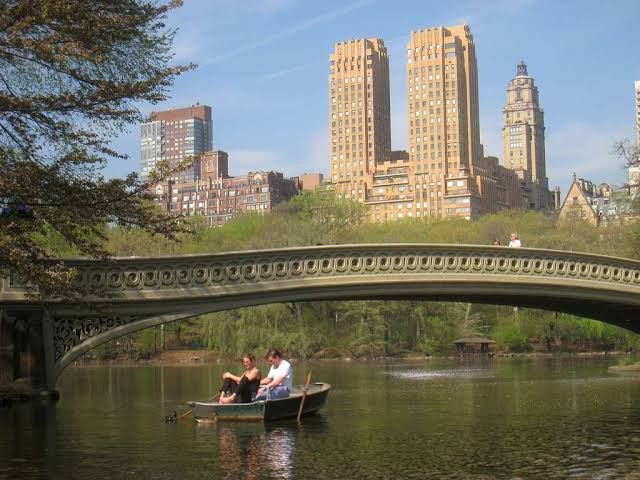 US. NYC Pensions Eye Private Markets in $5 Billion Green Allocation