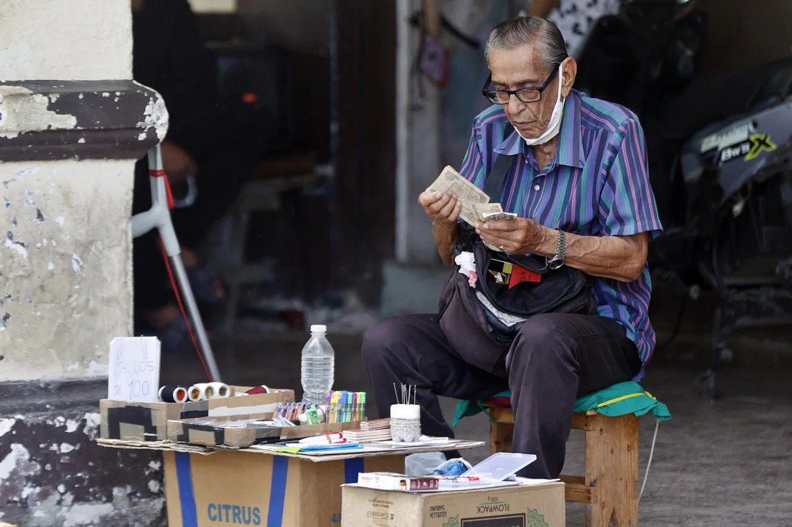 Still Working, No Longer Contributing: The Pension Gap for Latin America’s Over-50s