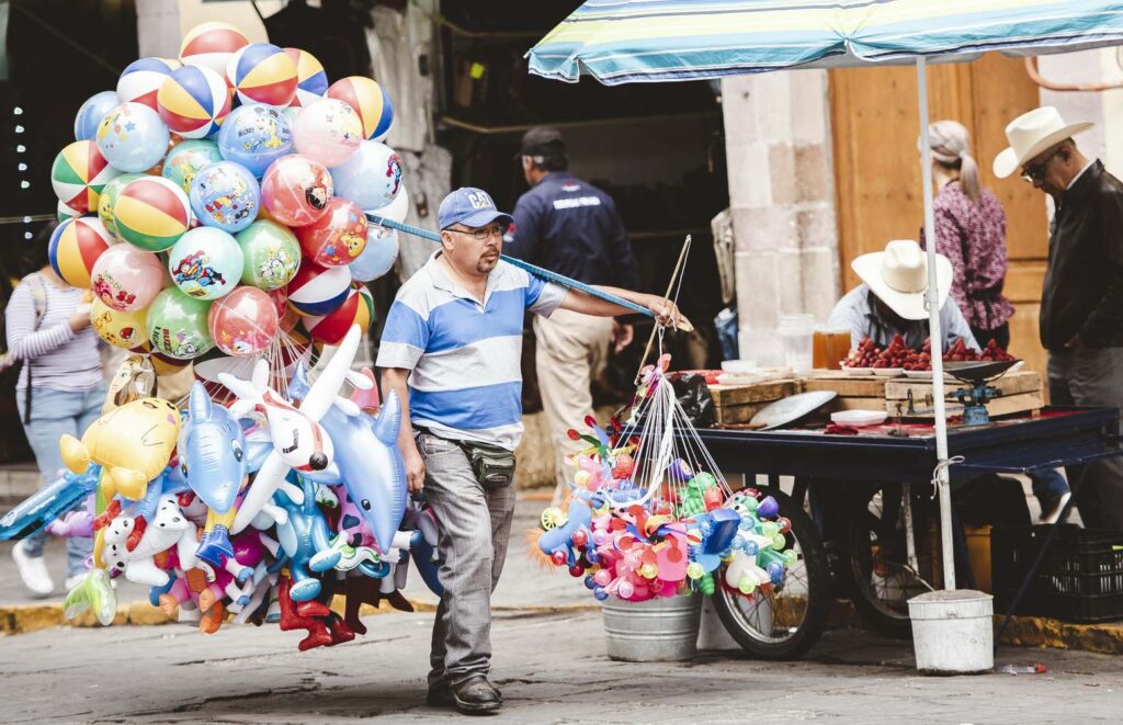 Reforma del Sistema de Pensiones de México Posterior a 2020: Desde una Perspectiva Legal-Financiera Comparativa